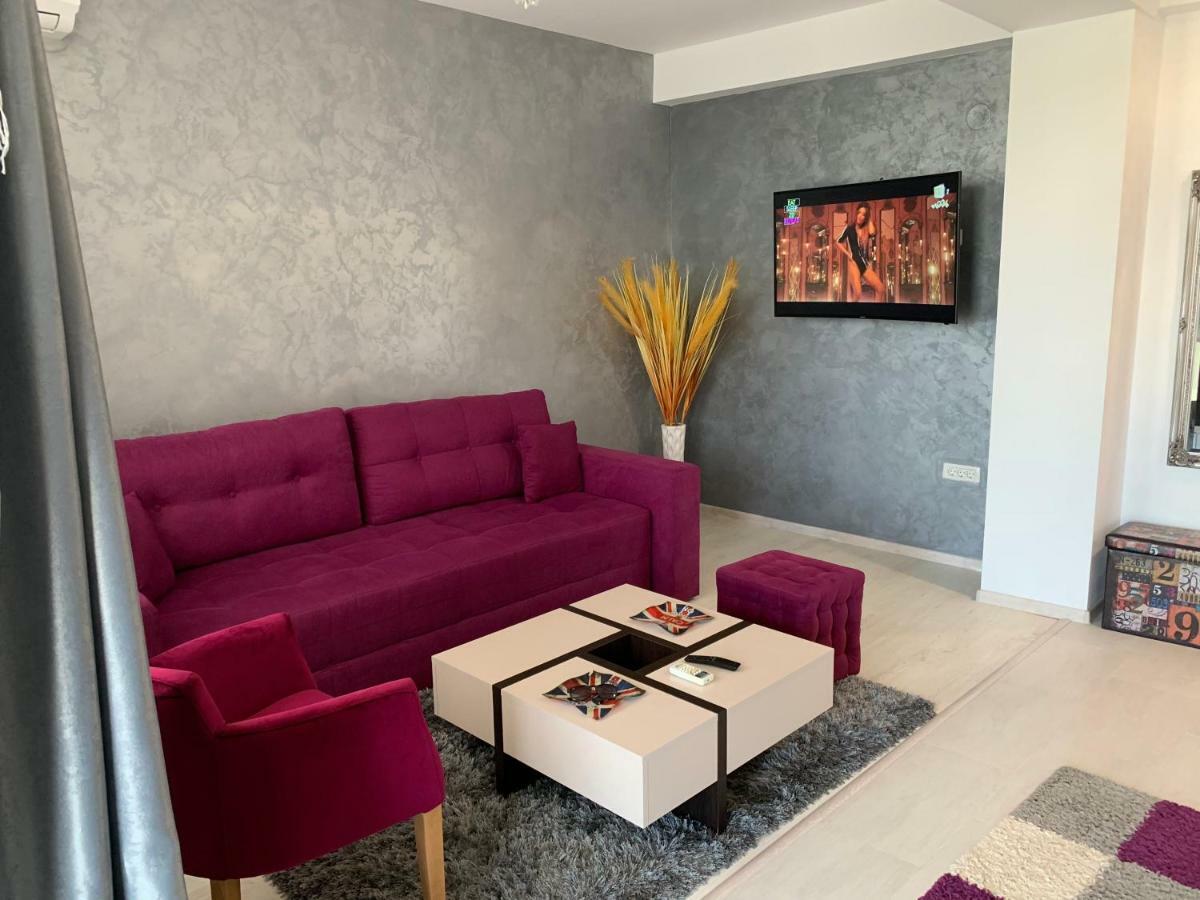 London Apartman Năvodari Kültér fotó