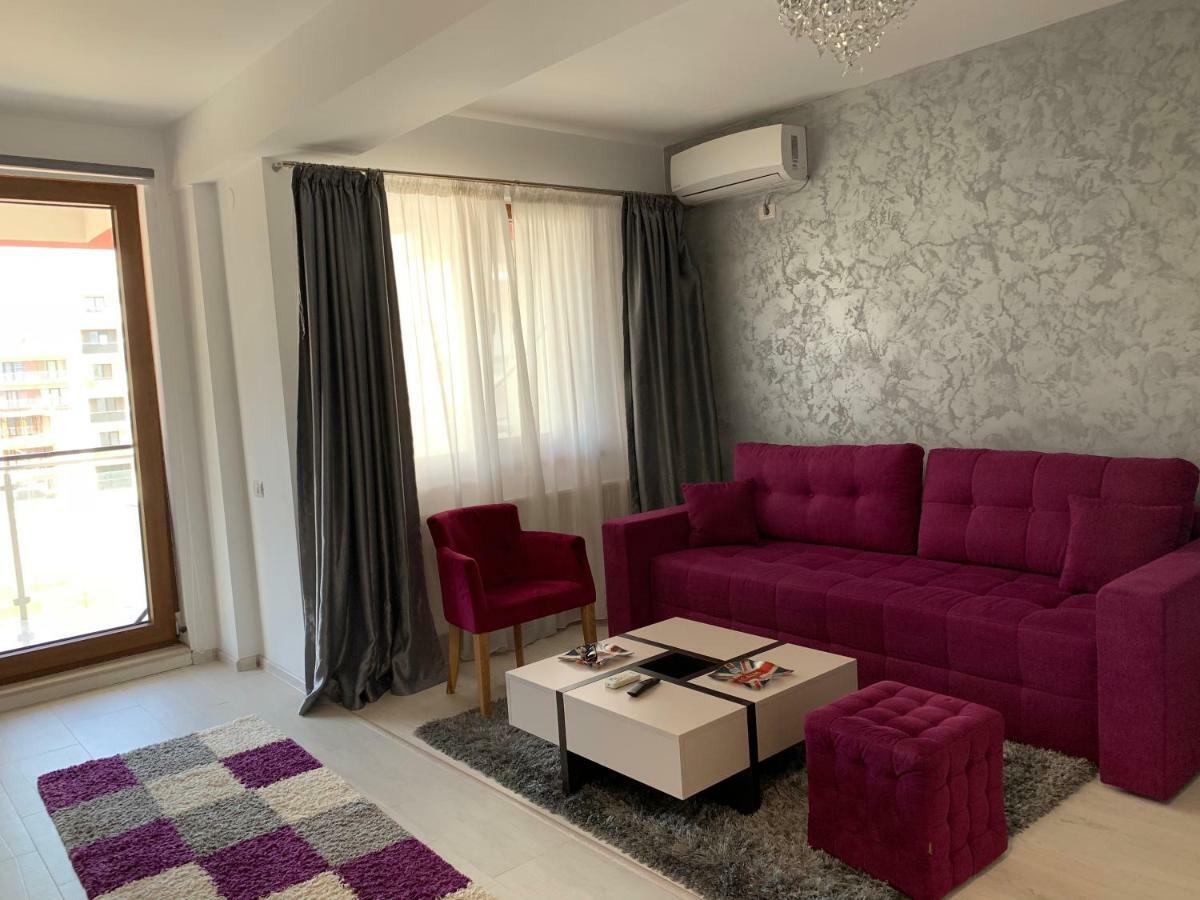 London Apartman Năvodari Kültér fotó