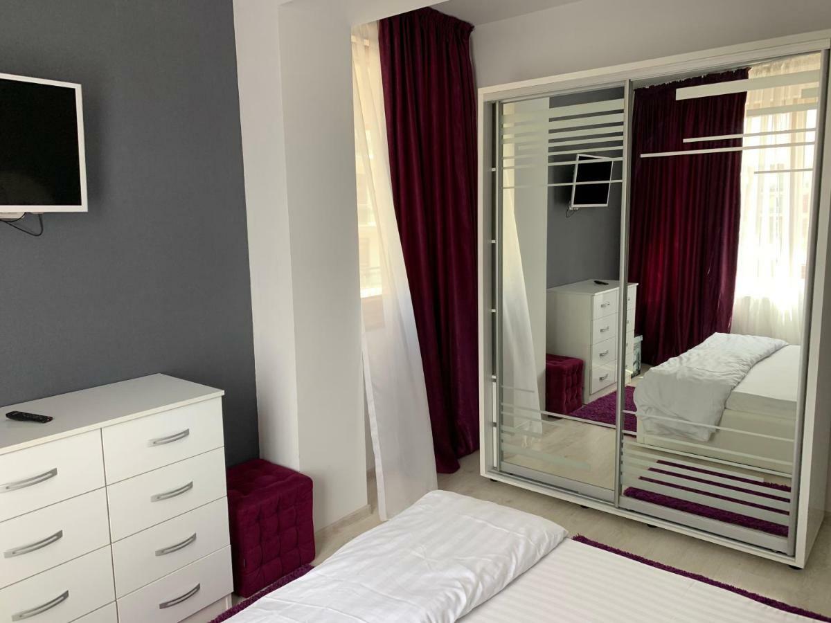 London Apartman Năvodari Kültér fotó
